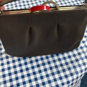 Vintage leather purse with red closure - adorable !